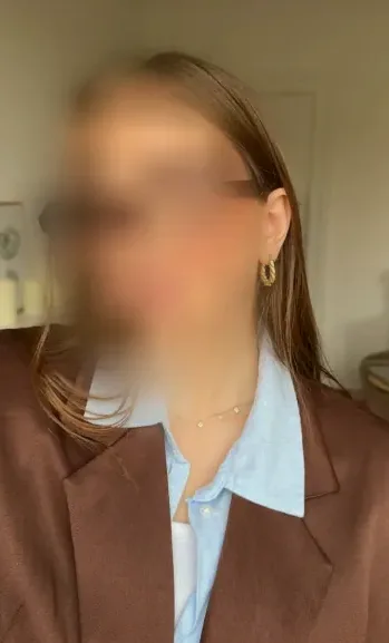 Alina, 32
