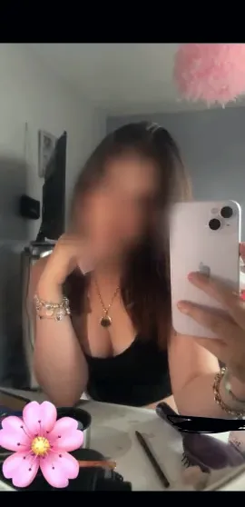 Anna, 20