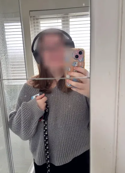 Bianca, 23