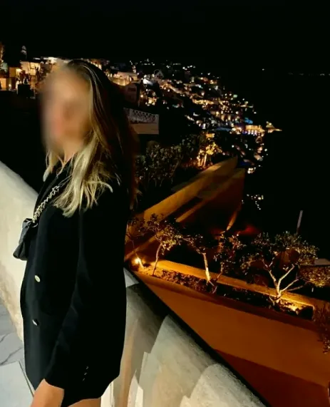 Carla, 32