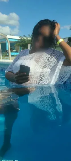 Celina, 31