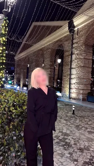 Charlotte, 21