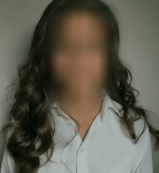 Lilly, 40