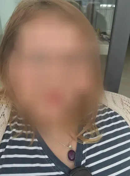 Lotta, 23