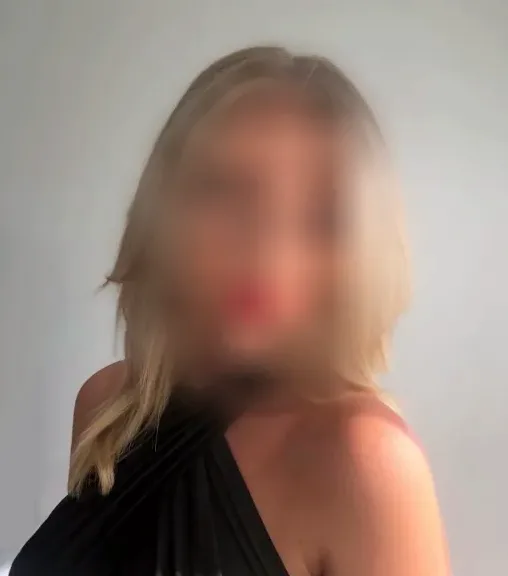 Marlene, 32