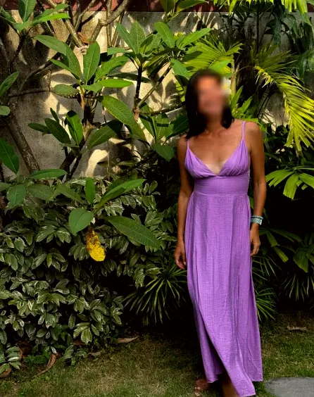 Melina, 35