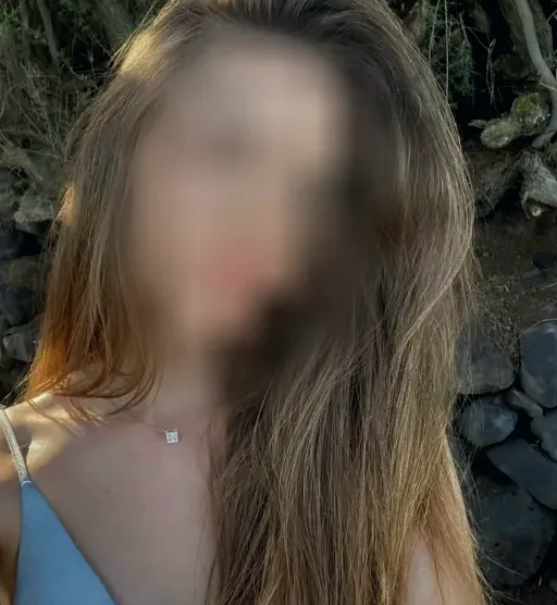 Merle, 33