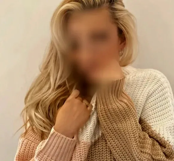Özlem, 36