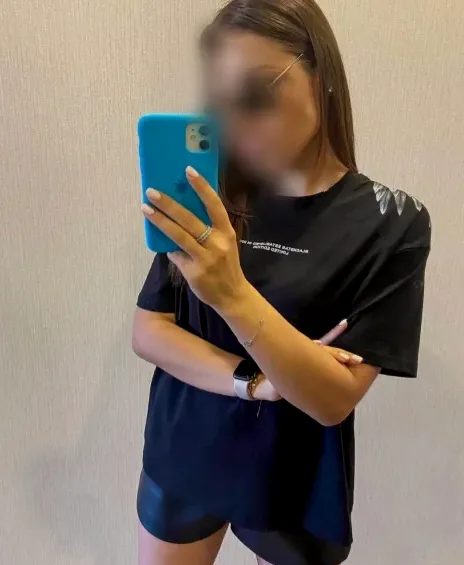 Patrizia, 27