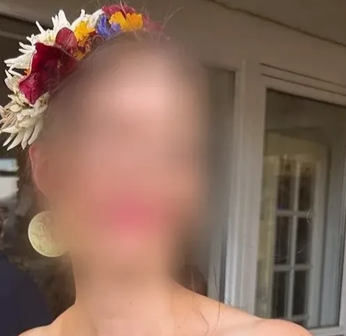 Pia, 40