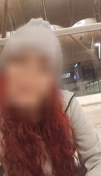 Stefanie, 29