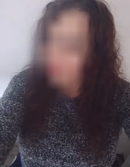 Yasmin, 39
